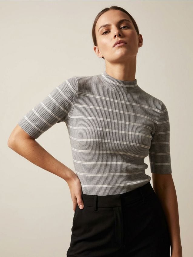 Sinsay - Pulover cu mânecă scurtă în dungi - gri deschis