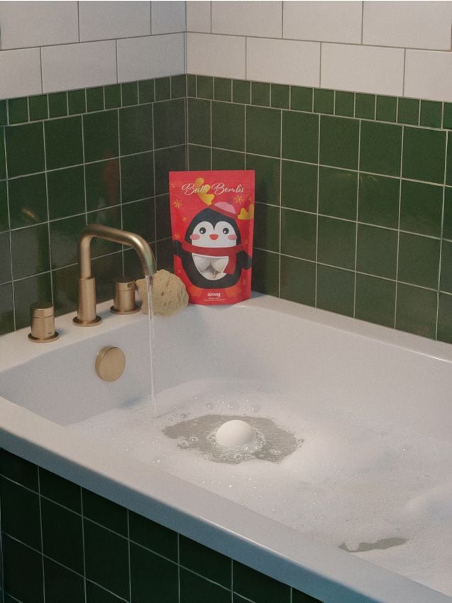 Sinsay - Guľôčky do kúpeľa s cukríkovou vôňou 6 pack - červená