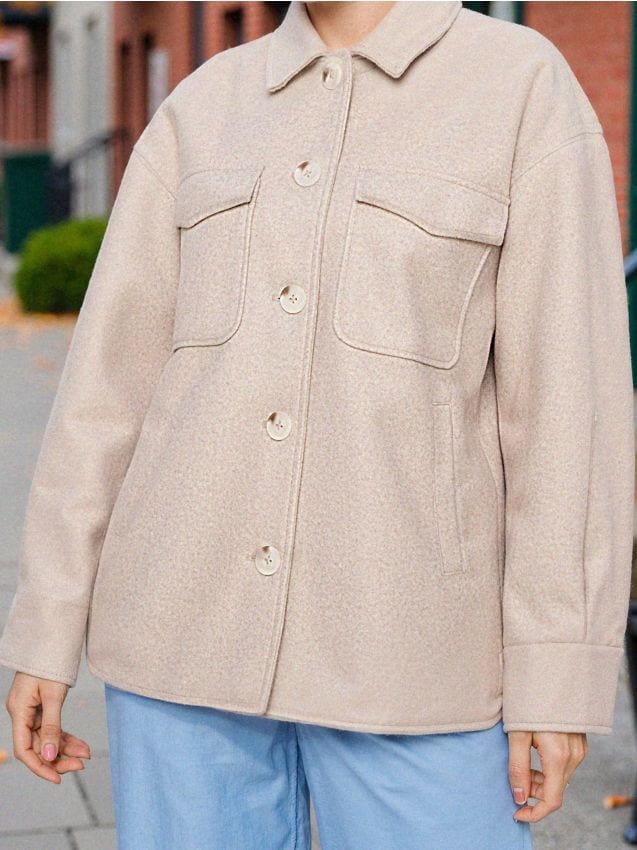 Sinsay - Jachetă tip cămașă - nude