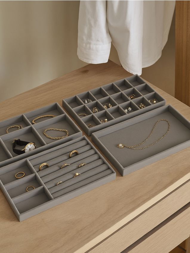 Sinsay - Organizér na šperky - svetlošedá