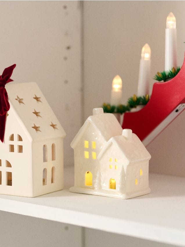 Sinsay - LED lampička v tvare domčeka - biela