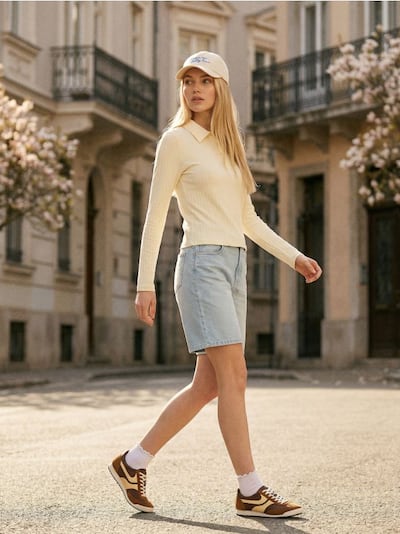 Μπλούζα πόλο με προσθήκη βισκόζης