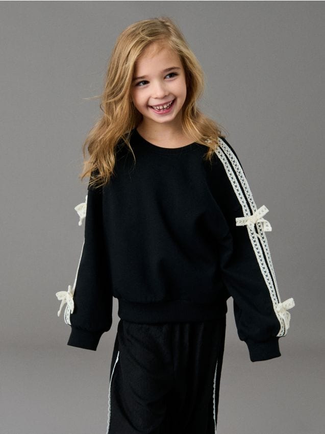 Sinsay - Hanorac cu guler rotund - negru