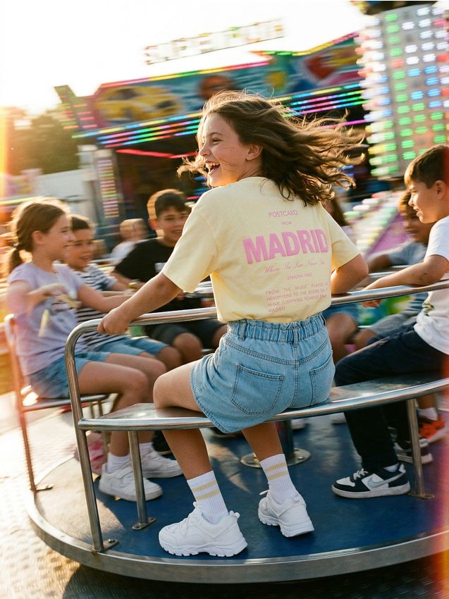 Sinsay - Tricou din bumbac cu inscripție Madrid - galben-deschis