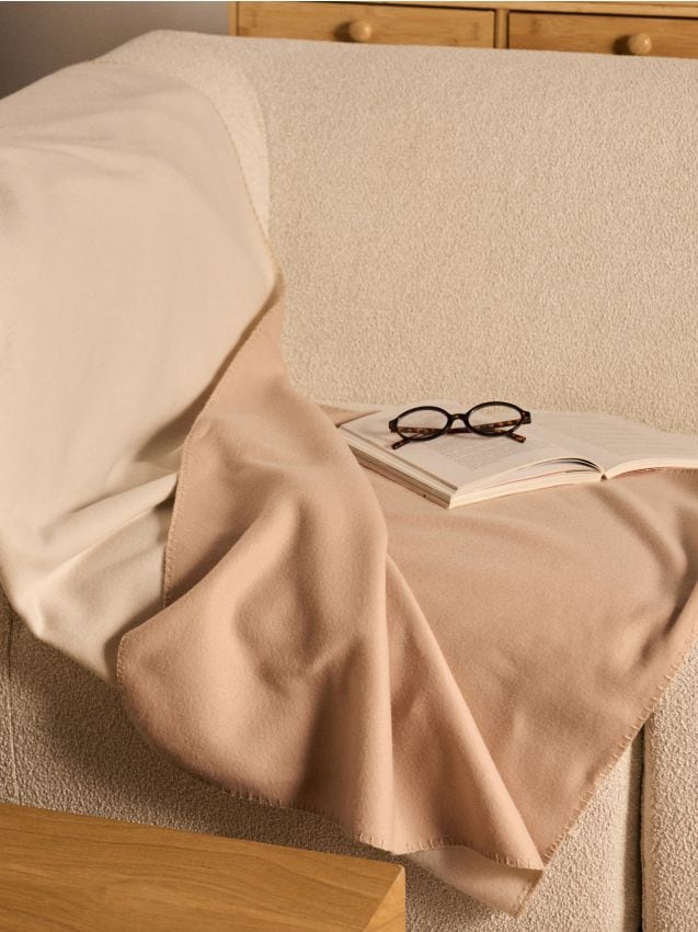 Sinsay - Pătură netedă - bej