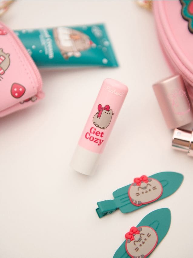 Sinsay - Balzam na pery Pusheen the Cat - pastelová ružová