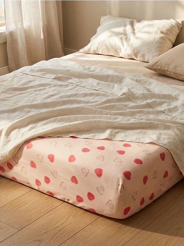 Sinsay - Cearșaf cu elastic cu model acadele - roz