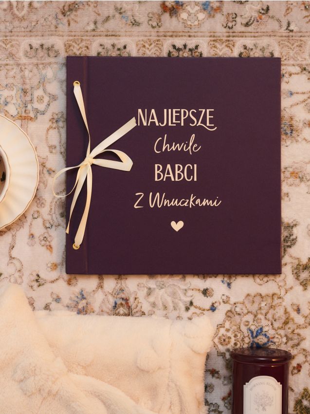 Sinsay - Scrapbook pre babku - tmavofialová