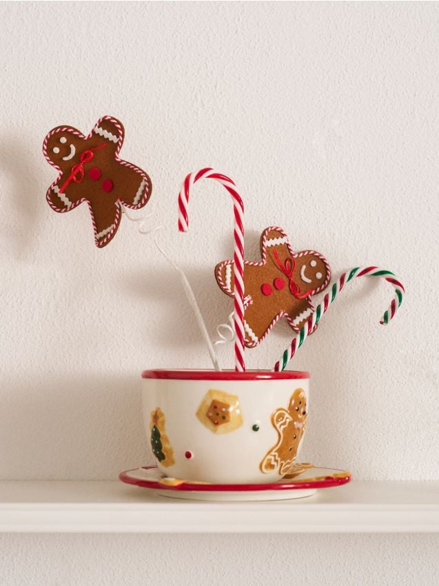 Sinsay - Vianočná dekorácia v tvare perníkového panáčika - hnedá