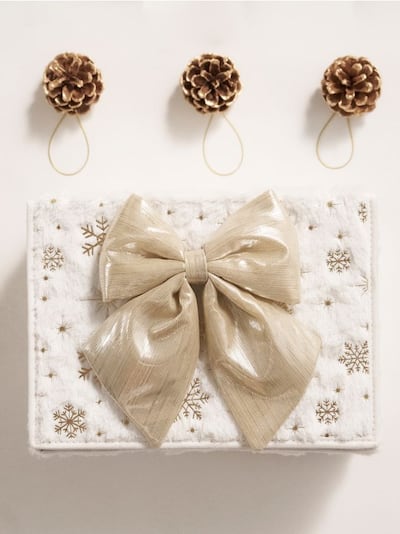 Dekoracja świąteczna w kształcie kokardy