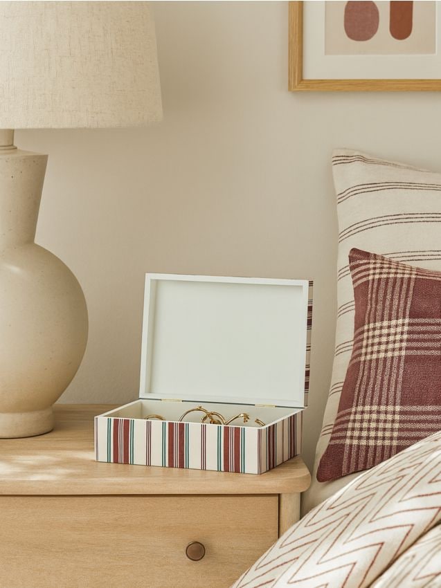 Sinsay - Úložná krabica s vekom - béžová