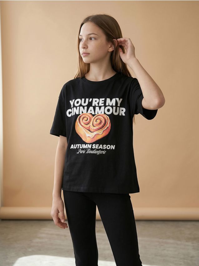 Sinsay - Tricou din bumbac cu imprimeu rulou cu scorțișoară - negru