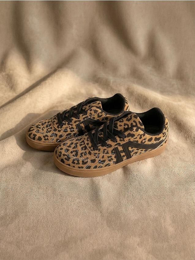 Sinsay - Teniși din imitație de piele cu imprimeu leopard - multicolor