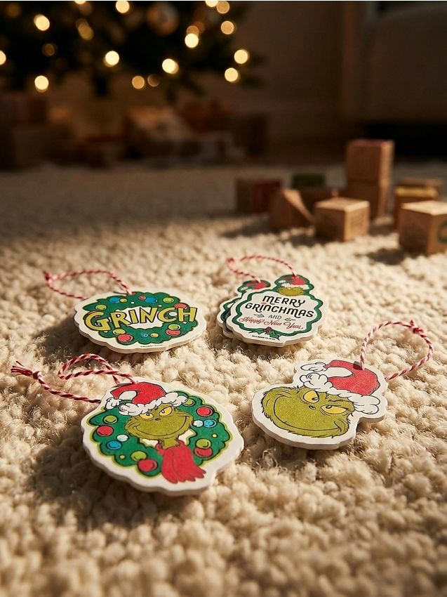 Sinsay - Set de 12 decorațiuni de Crăciun Grinch - multicolor