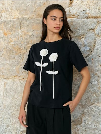 Baumwoll-T-Shirt mit 3D-Applikation