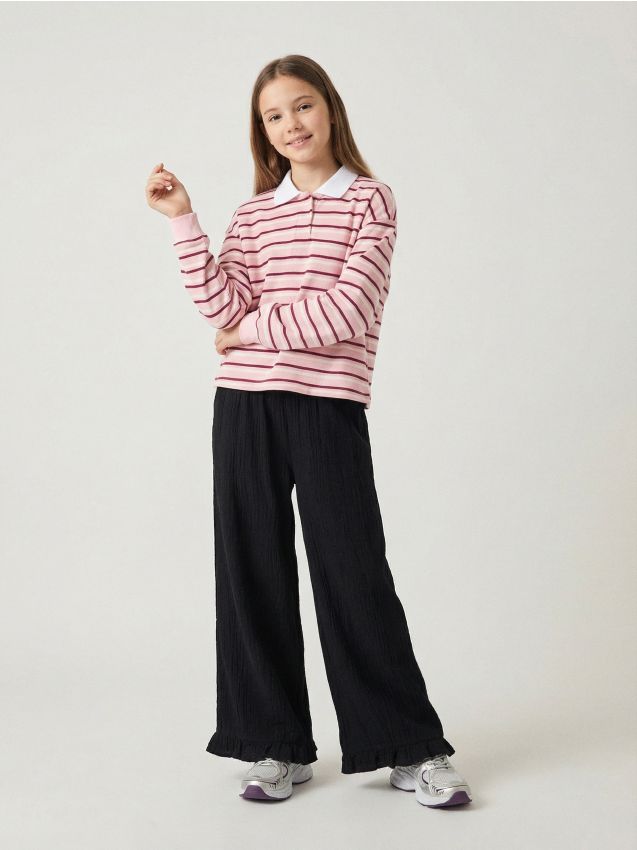 Sinsay - Spodnie z bawełny muslinowej z elastycznym pasem i falbaną - czarny