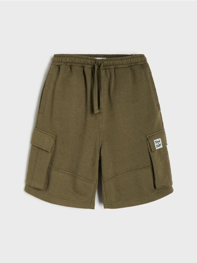 Sinsay - Pantaloni scurți cargo din material de trening cu reglare în talie - multicolor