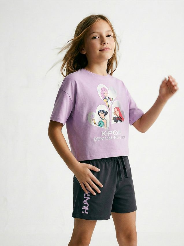 Sinsay - Pijama oversize din bumbac din două piese – tricou boxy și pantaloni scurți K-Pop Demon Hunters - lavand