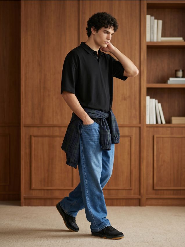 Sinsay - Tricou polo boxy cu viscoză - negru