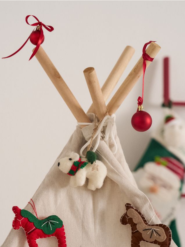 Sinsay - Vianočná ozdoba - biela