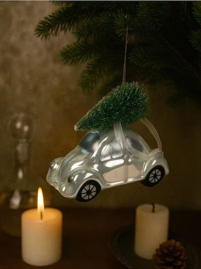 Jõulumuna auto kujuga