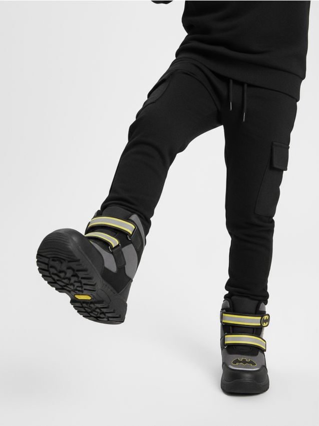 Sinsay - Snehule Batman - čierna