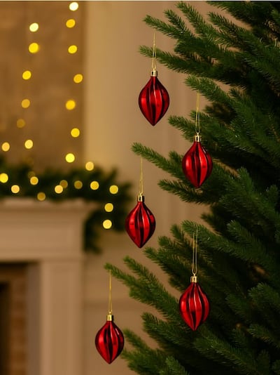 Sjajne božićne kuglice u obliku suze, set od 6 komada