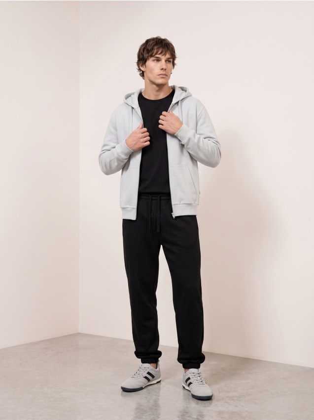 Sinsay - Pantaloni de trening tip jogger - negru