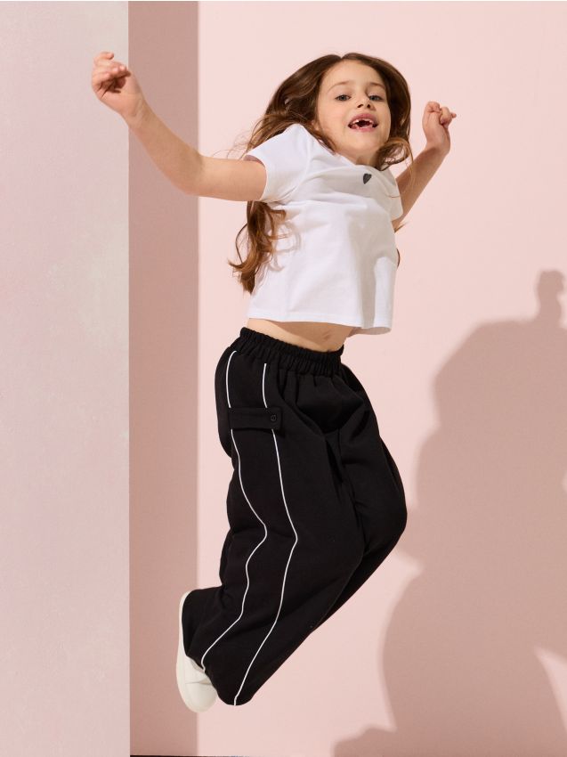 Sinsay - Pantaloni wide leg din tricot interlock - negru