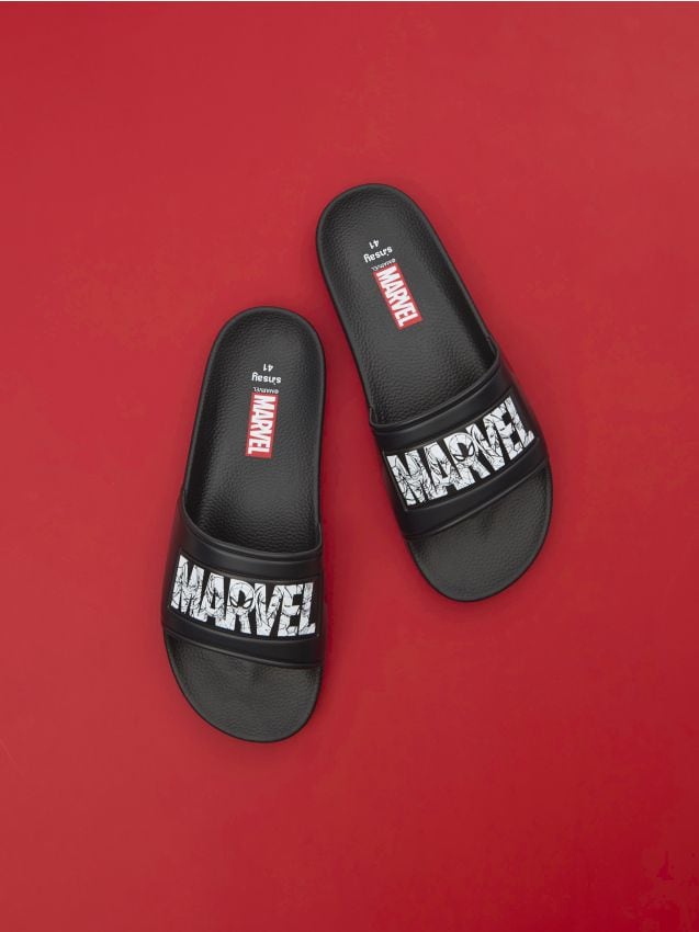 Σαγιονάρες Marvel - SINSAY