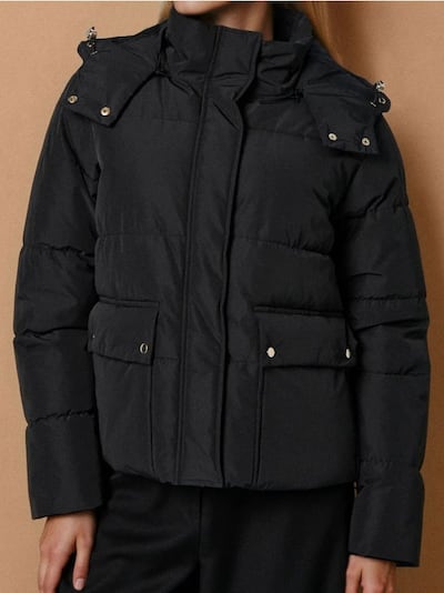 Jakna s kapuco na zadrgo