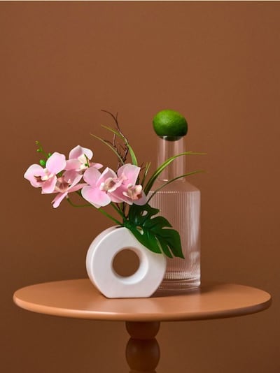 Dekorativna biljka u vazi