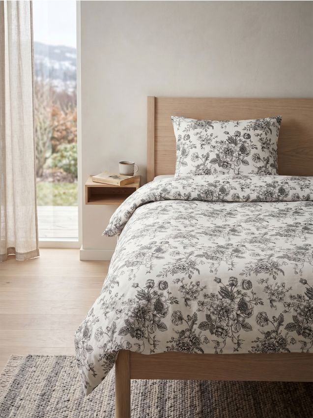 Sinsay - Set de lenjerie de pat cu motiv floral - negru