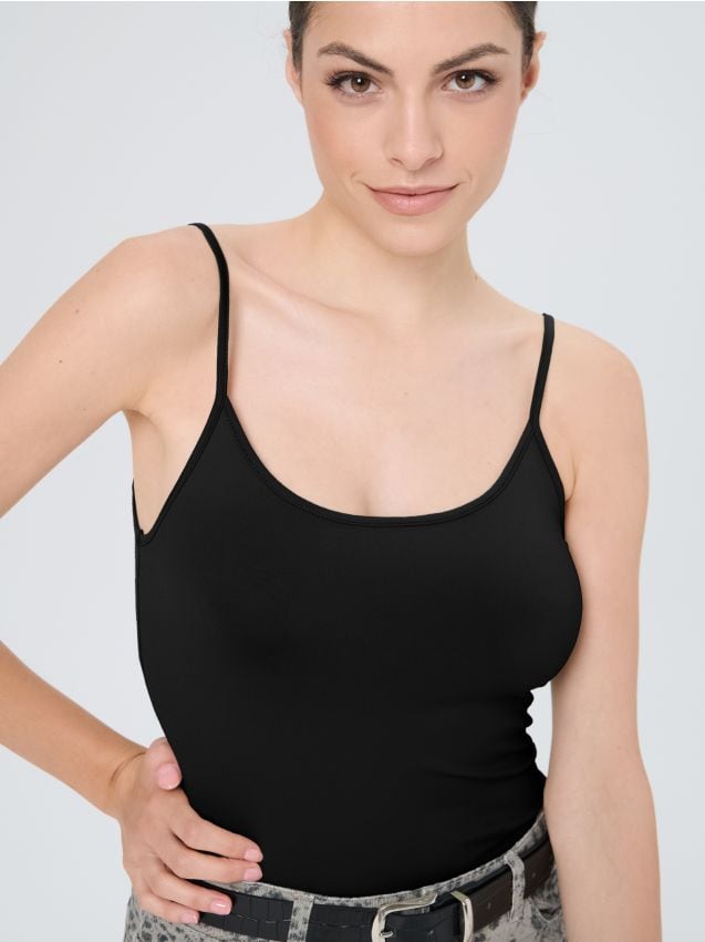 Sinsay - Gładki top na cienkich ramiączkach - czarny