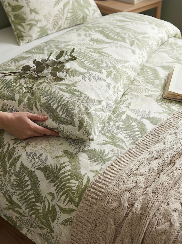 Sinsay - Set de lenjerie de pat cu bumbac cu motiv vegetal - verde-prăfuit