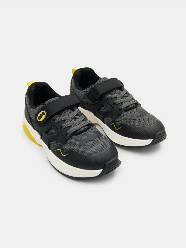 Sinsay - Pantofi sport cu leduri la talpă Batman - multicolor