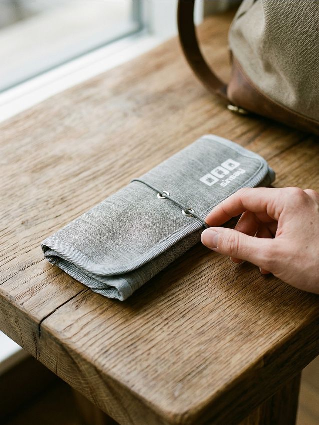 Sinsay - Geantă de cosmetice de călătorie - gri deschis