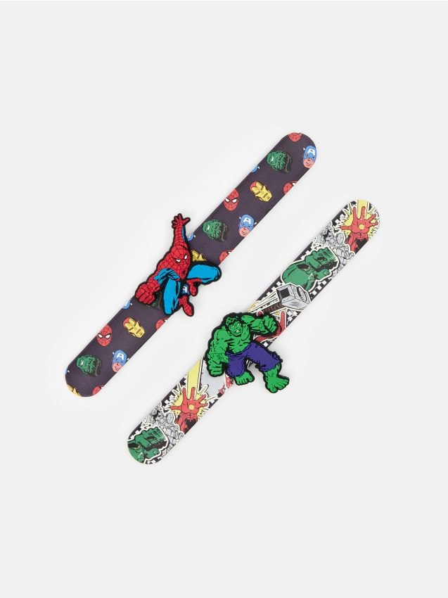 Sinsay - Samozatvarajuće narukvice s 3D elementima 2 pack Marvel