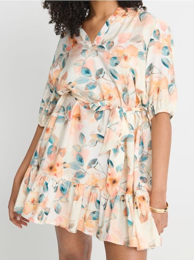 Viskoosist lillemustriga mini kleit seotisega