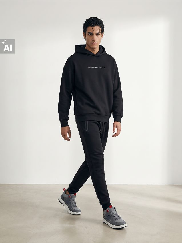 Sinsay - Pantaloni de trening tip jogger - negru