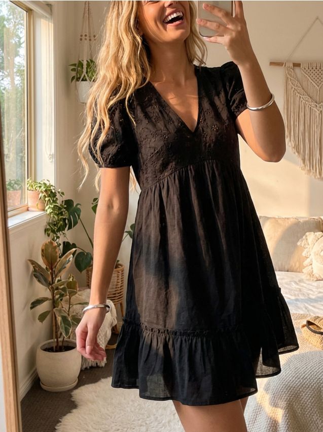 Sinsay - Rochie cu mânecă scurtă - negru