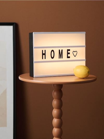 Dekorativní LED lampa