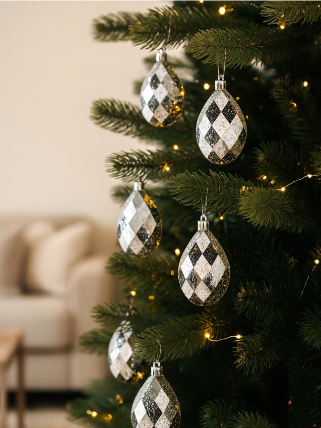 Sinsay - Balenie 6 vianočných ozdôb - strieborná