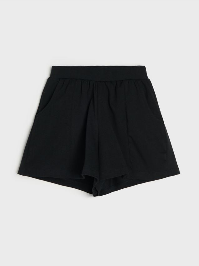 Sinsay - Șorturi cu croială lejeră - negru