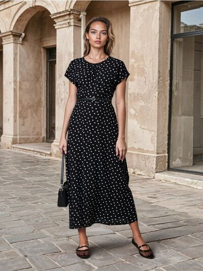 Міді-сукня в горошок