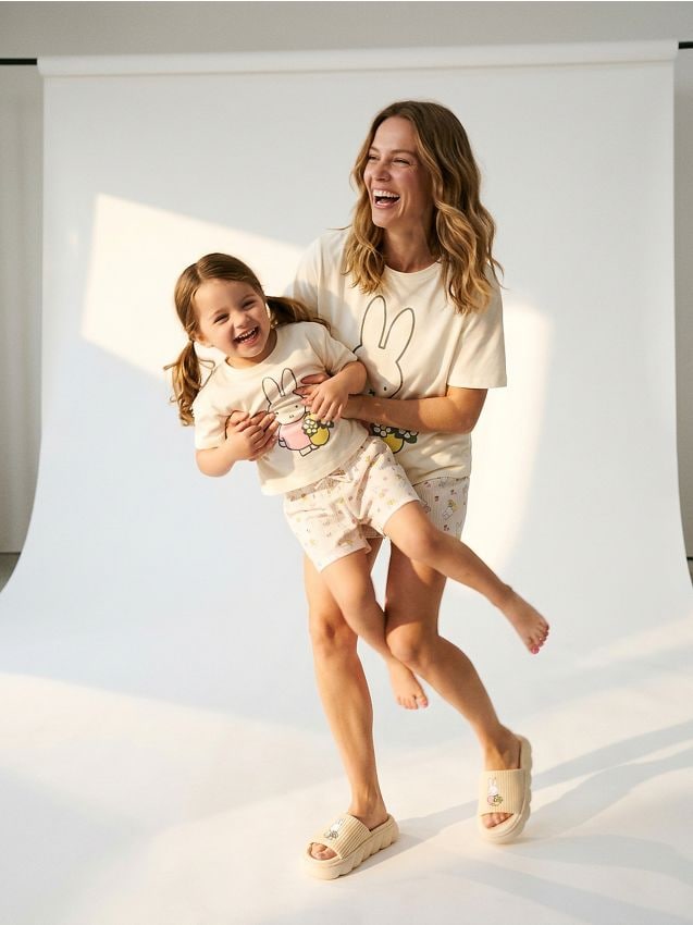 Sinsay - Pijama din bumbac în două piese cu imprimeu Miffy - alb