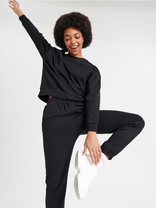 Sinsay - Basic mikina - čierna