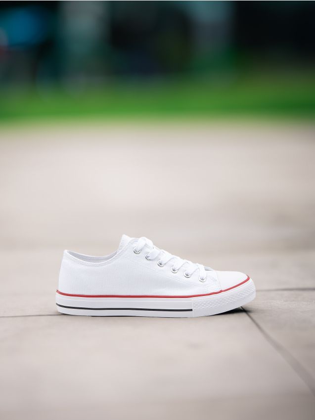 Sinsay - Tenisi joși cu șireturi - alb