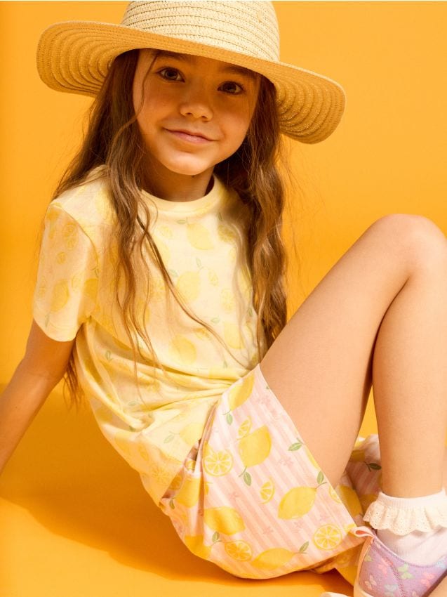 Sinsay - Pantaloni scurți din bumbac cu motiv de lămâi 2 pack - multicolor