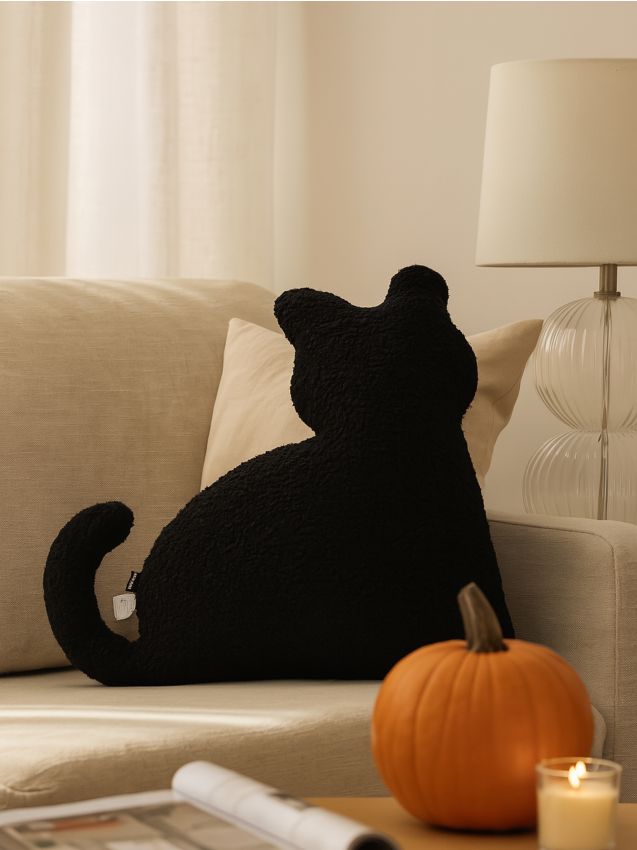 Sinsay - Dekoratívny vankúš s halloweenskym motívom - čierna